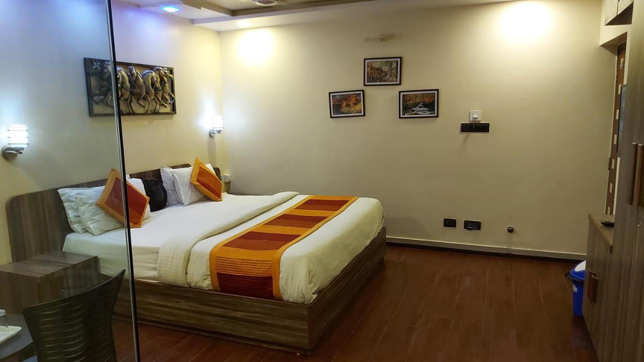 Shaleen Elegance Homestay Nakki Lake 400 Meters Mount Abu Esterno foto