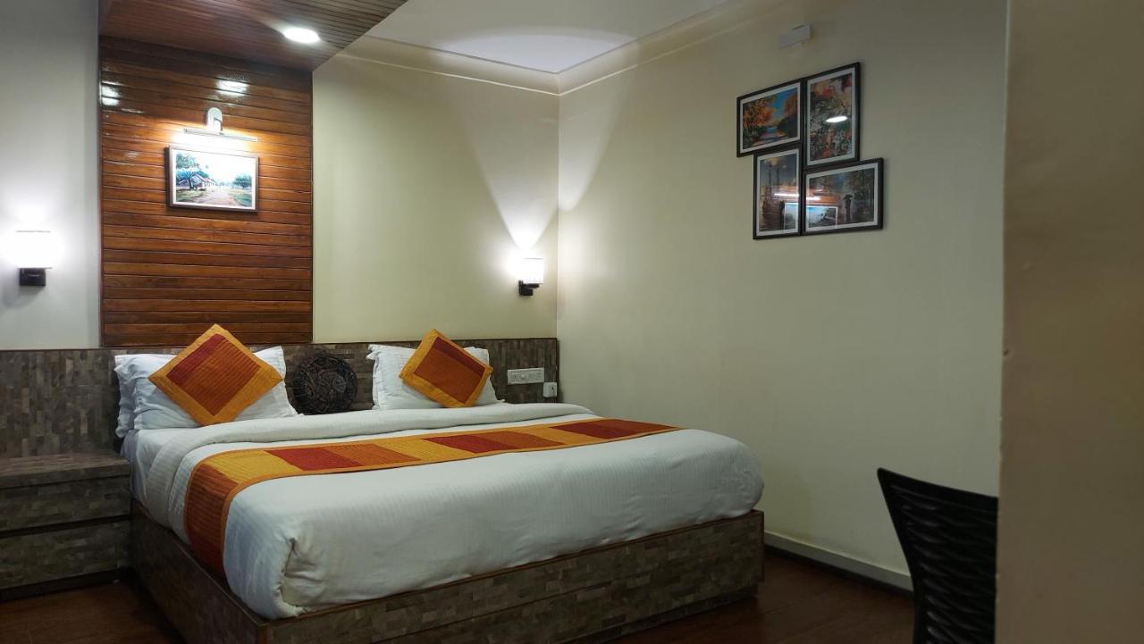 Shaleen Elegance Homestay Nakki Lake 400 Meters Mount Abu Esterno foto