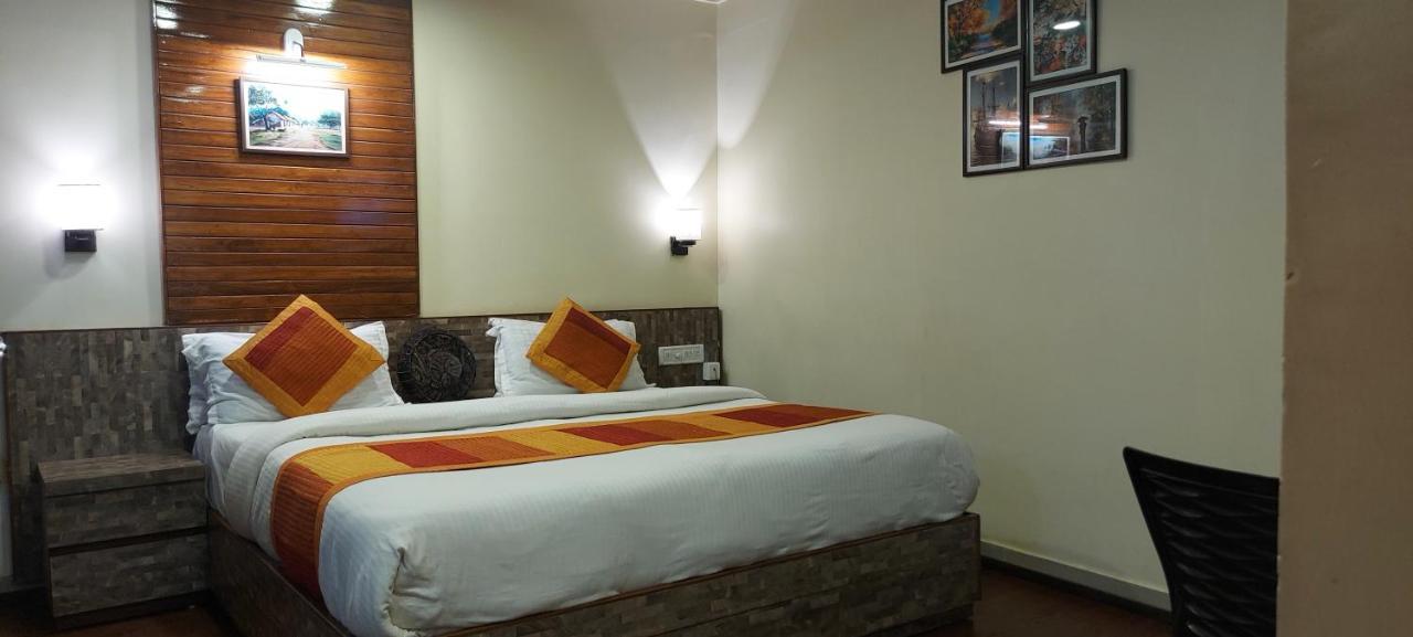 Shaleen Elegance Homestay Nakki Lake 400 Meters Mount Abu Esterno foto