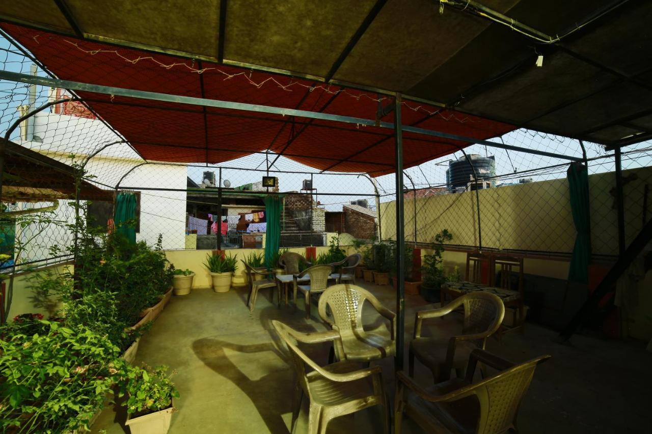 Shaleen Elegance Homestay Nakki Lake 400 Meters Mount Abu Esterno foto
