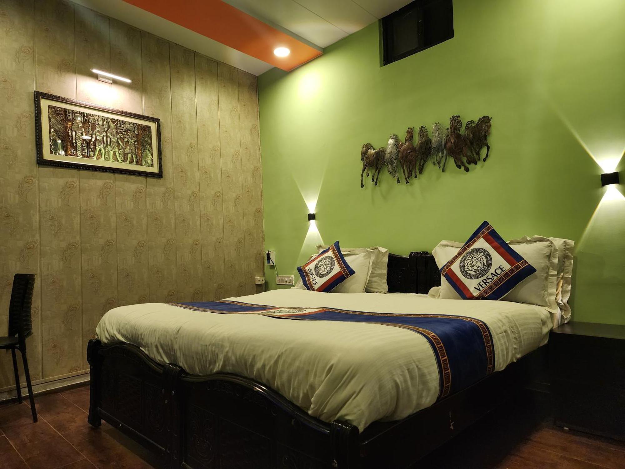 Shaleen Elegance Homestay Nakki Lake 400 Meters Mount Abu Esterno foto