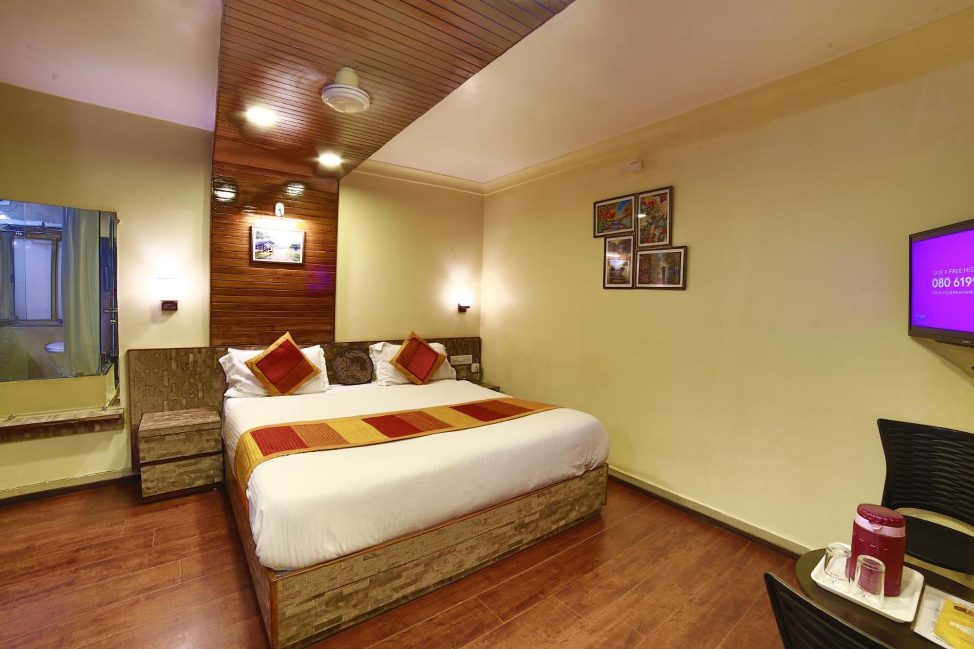 Shaleen Elegance Homestay Nakki Lake 400 Meters Mount Abu Esterno foto