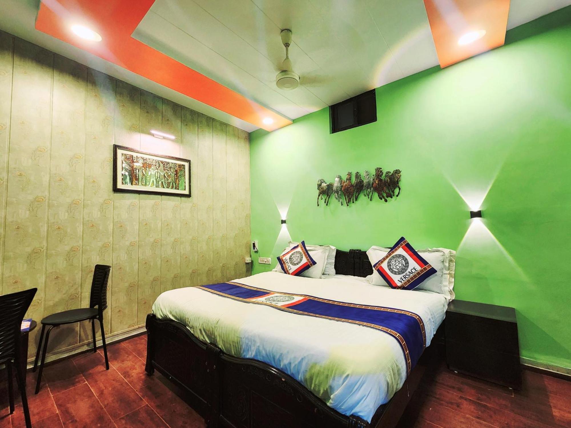 Shaleen Elegance Homestay Nakki Lake 400 Meters Mount Abu Esterno foto