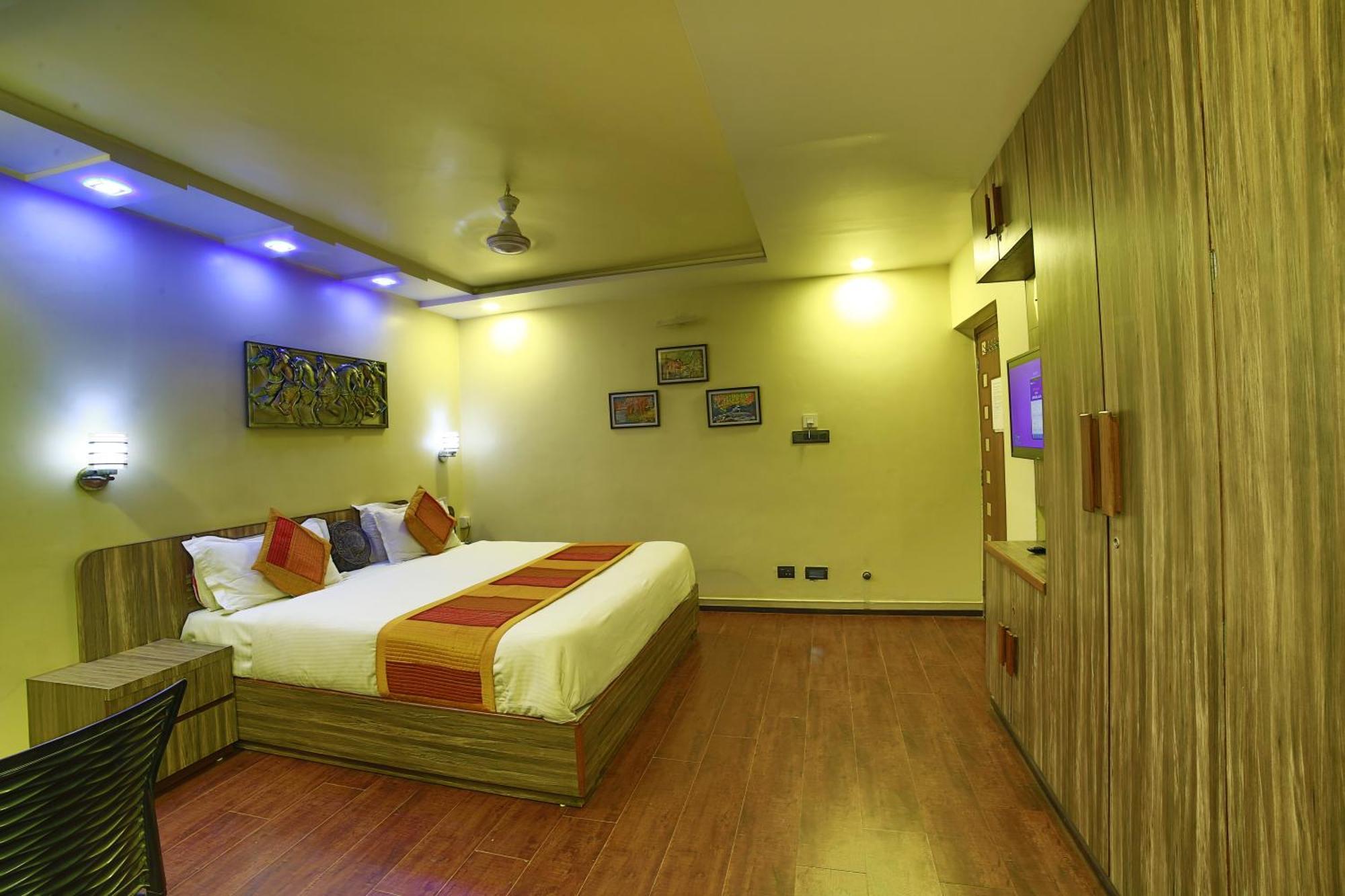Shaleen Elegance Homestay Nakki Lake 400 Meters Mount Abu Esterno foto