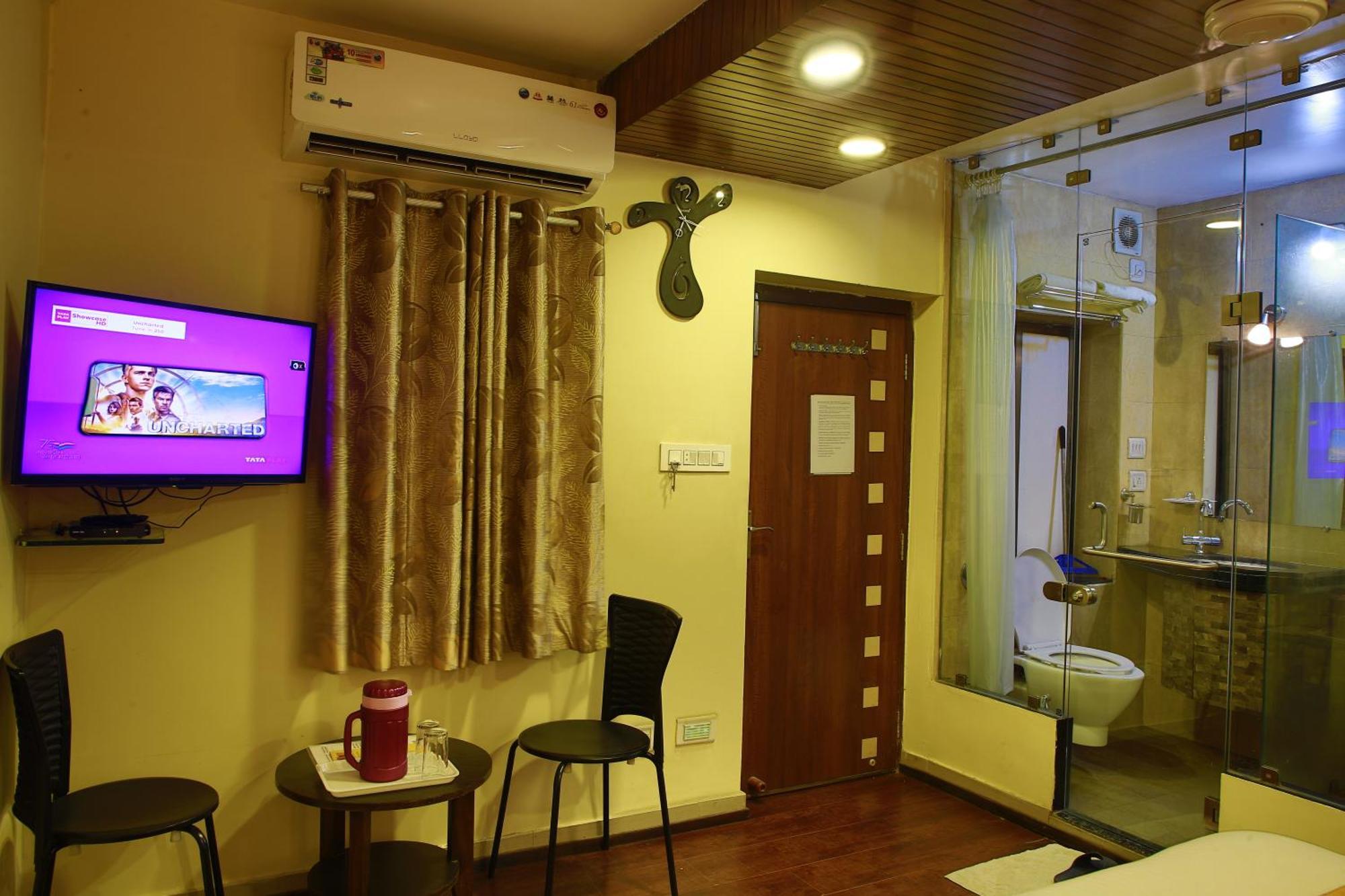 Shaleen Elegance Homestay Nakki Lake 400 Meters Mount Abu Esterno foto