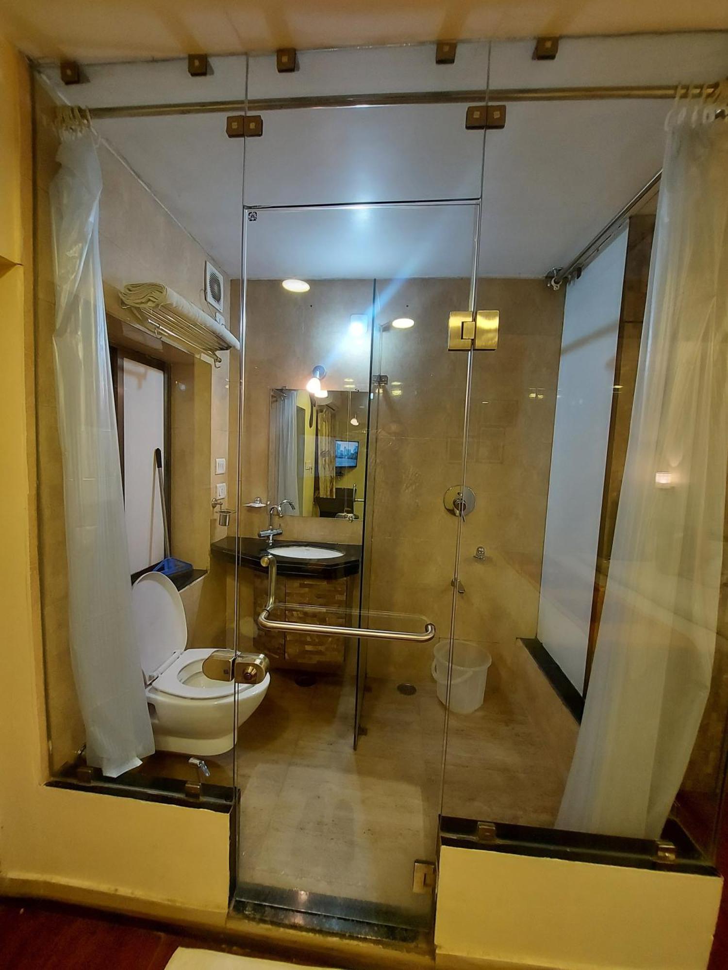 Shaleen Elegance Homestay Nakki Lake 400 Meters Mount Abu Esterno foto
